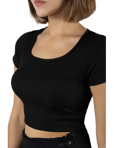 Siyah Havuz Yaka Fitted/vücuda Oturan Kısa Kol Crop Tişört